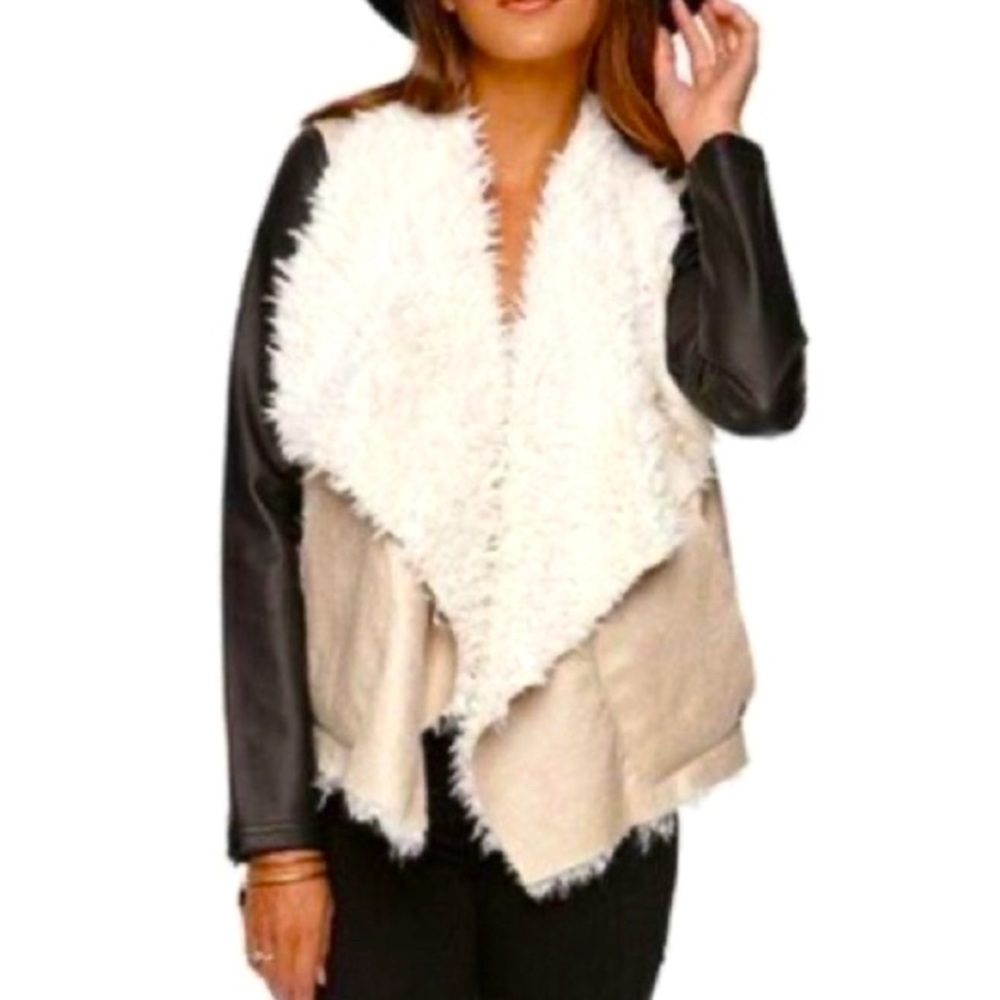 Billabong Designers Closet Suede, Leather, Sherpa jacket. Cute fit & stylish.